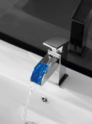 Wasserfall-Waschbecken-Wasserhahn LED-Licht Warm- und Kaltwasserversorgung